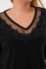 Sweterkowa bluzka z tiulem i aplikacją kwiatową - obrazek 2